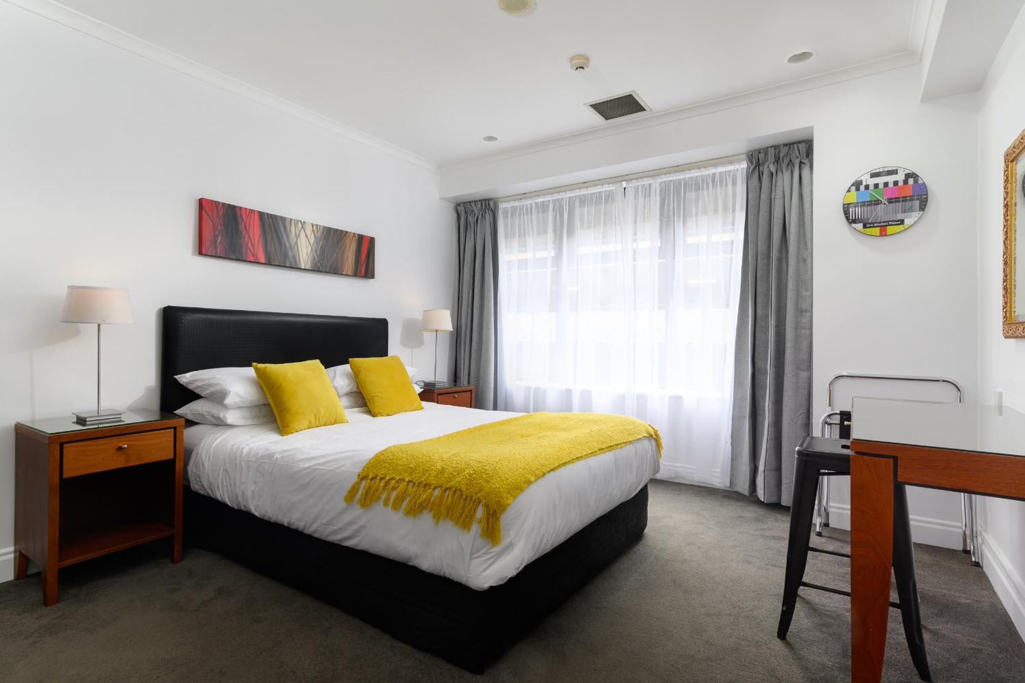 A City Stay Holiday On Queen Street Окленд Екстер'єр фото